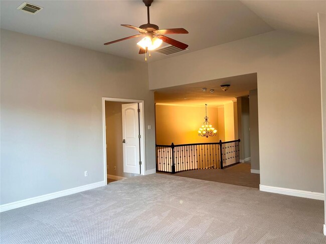 Building Photo - 13000 Bloomfield Hills Ln