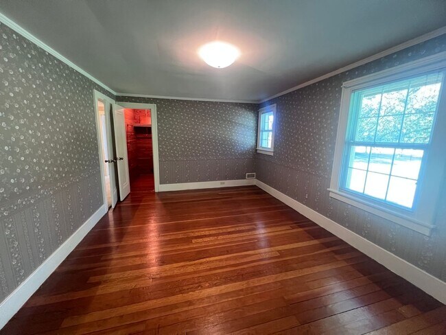 Building Photo - Spacious Four Bedroom Home in Byron Center!
