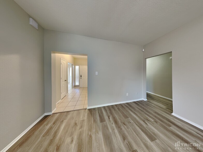 Building Photo - 7319 Woodhome Dr