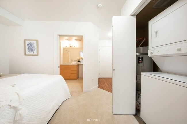 Building Photo - Capitol Hill - Braeburn open 1 Bedroom / 1...