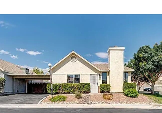 Front of Home - 601 Jonathan Glen Way