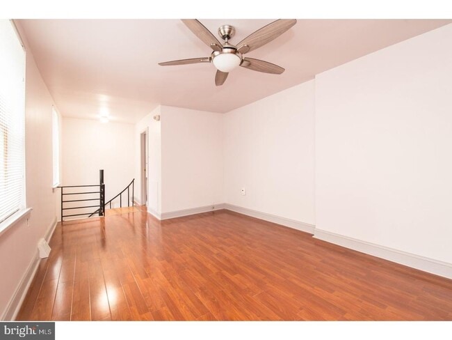 Building Photo - 803 Corinthian Ave