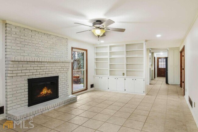 Building Photo - 2177 GA-9