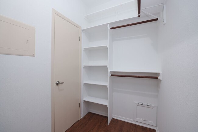 Building Photo - 2001 Bering Dr