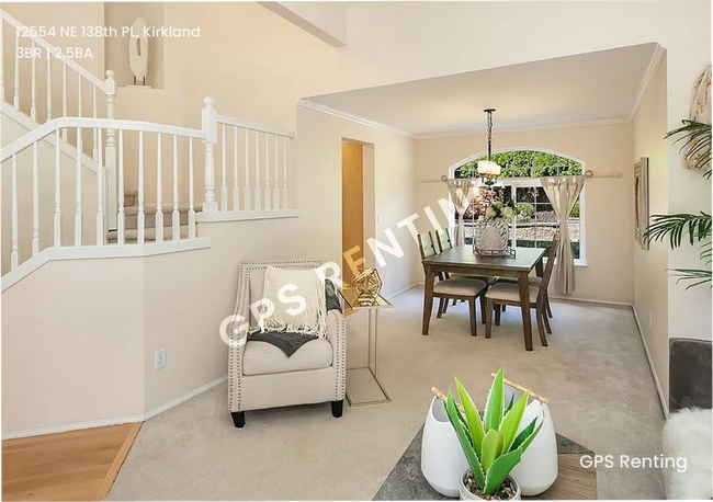 Building Photo - ? Peaceful Retreat in the Heart of Kirkland!