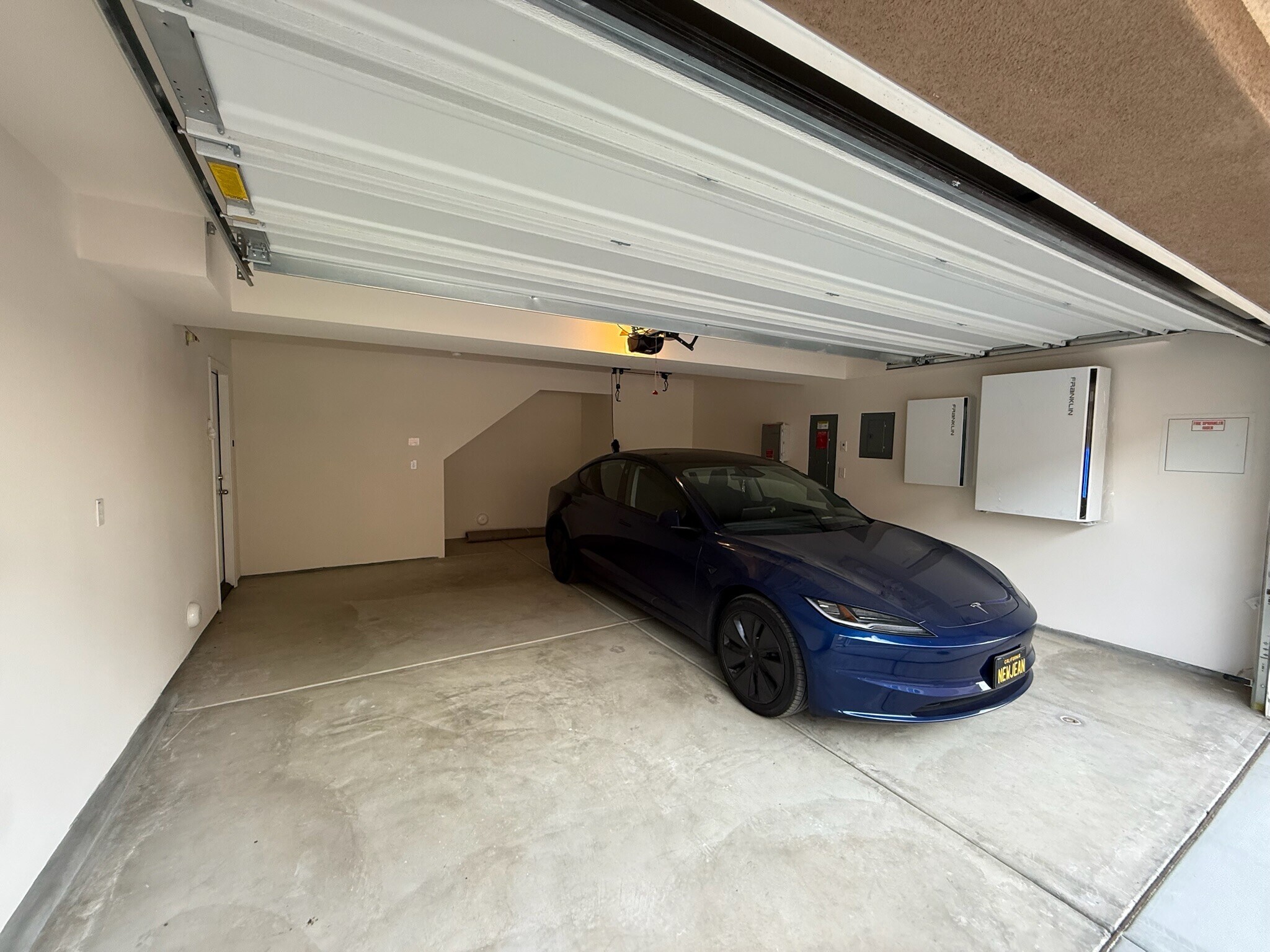 2 car garage - 7512 Fig Grove Ln