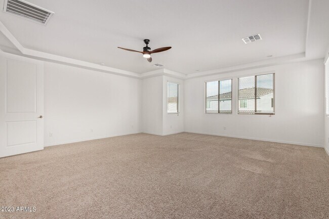 Building Photo - 14038 W Desert Hollow Dr