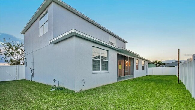 Building Photo - 3833 Siskin Dr