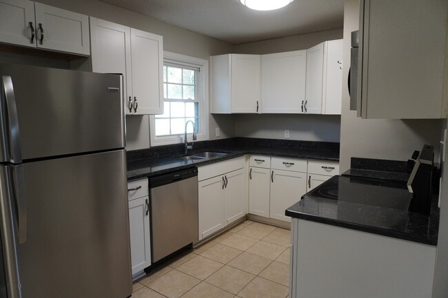 Building Photo - 6417 Ginger Cir