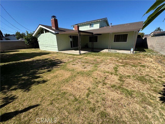 Building Photo - 16763 Daisy Ave