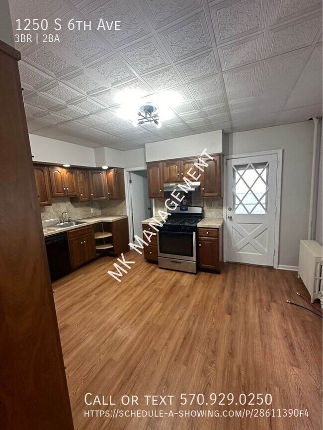 Building Photo - 1250 S 6th Ave