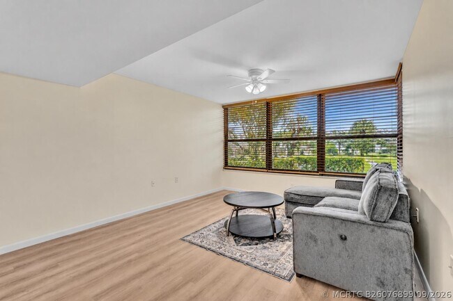 Building Photo - 3650 Whitehall Dr