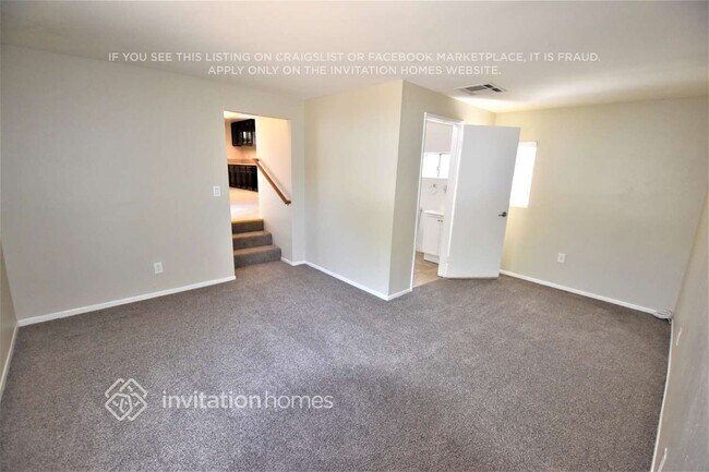 Building Photo - 10358 Eldora Ave