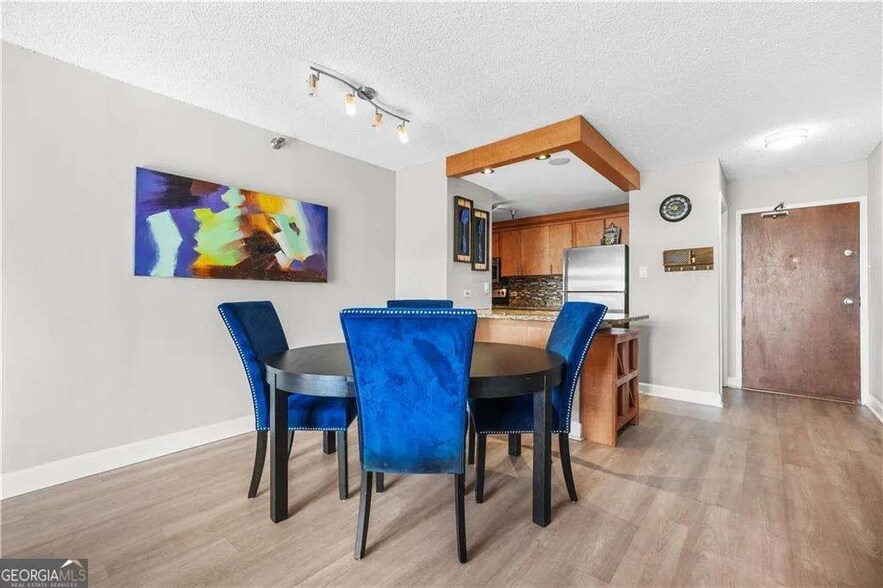 dining - 375 Ralph McGill Blvd NE