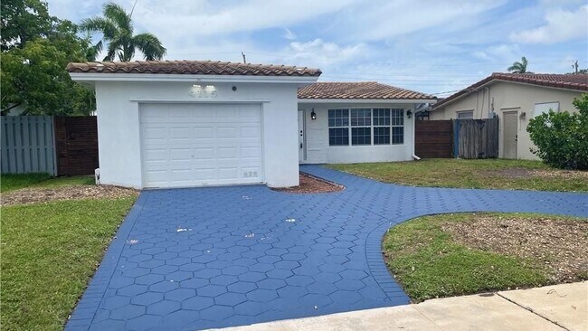 Building Photo - 4115 Madison St