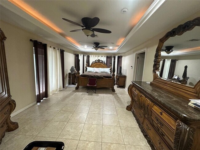 Building Photo - 2416 Webber St