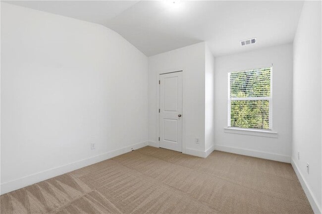 Building Photo - 2251 Mulsanne Dr