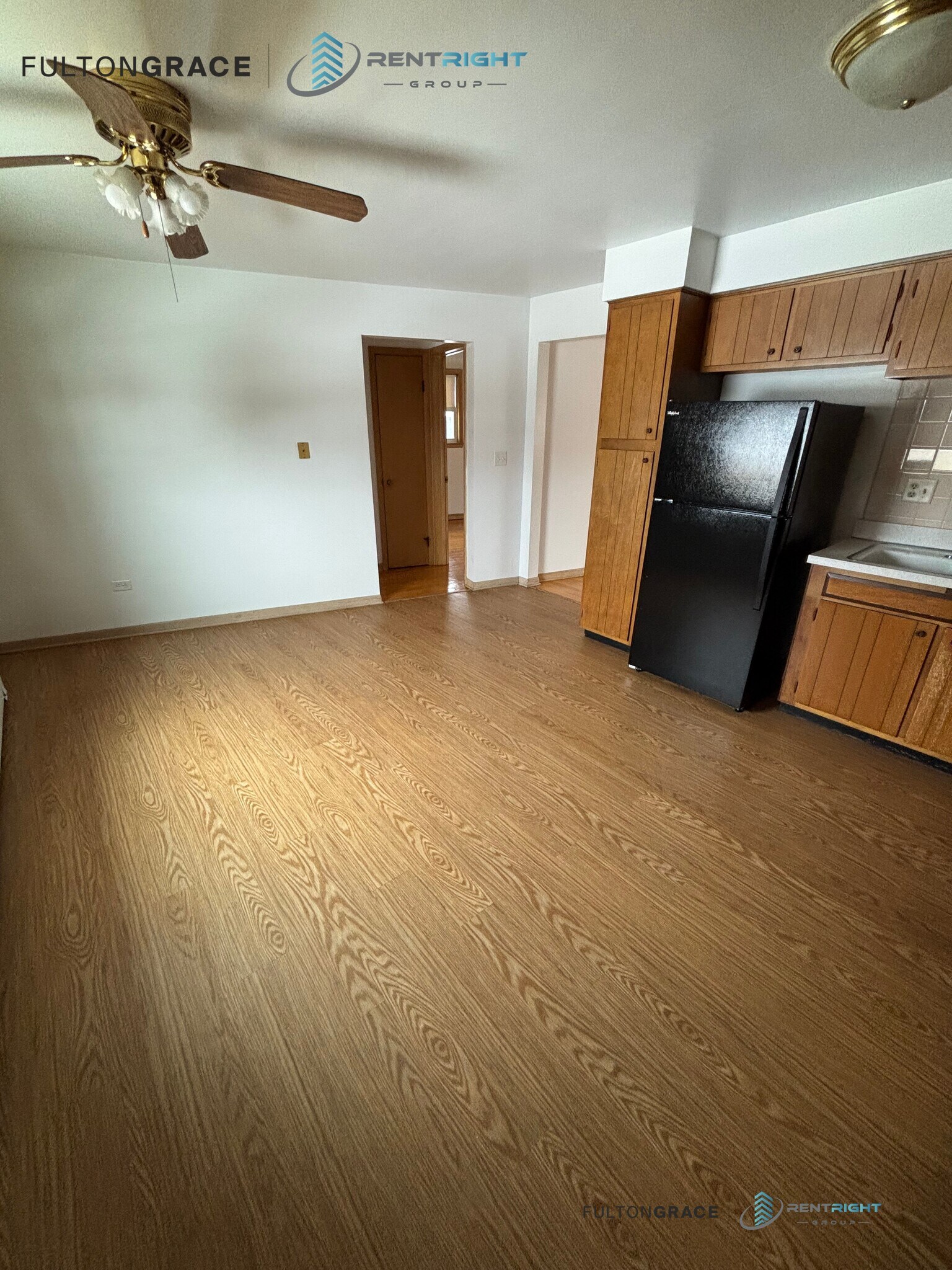 Building Photo - 5443 N Sayre Ave