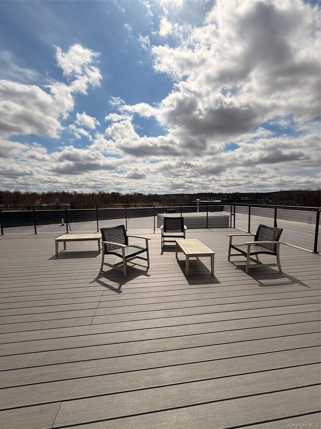 Building Photo - 122 Greenwich Ave