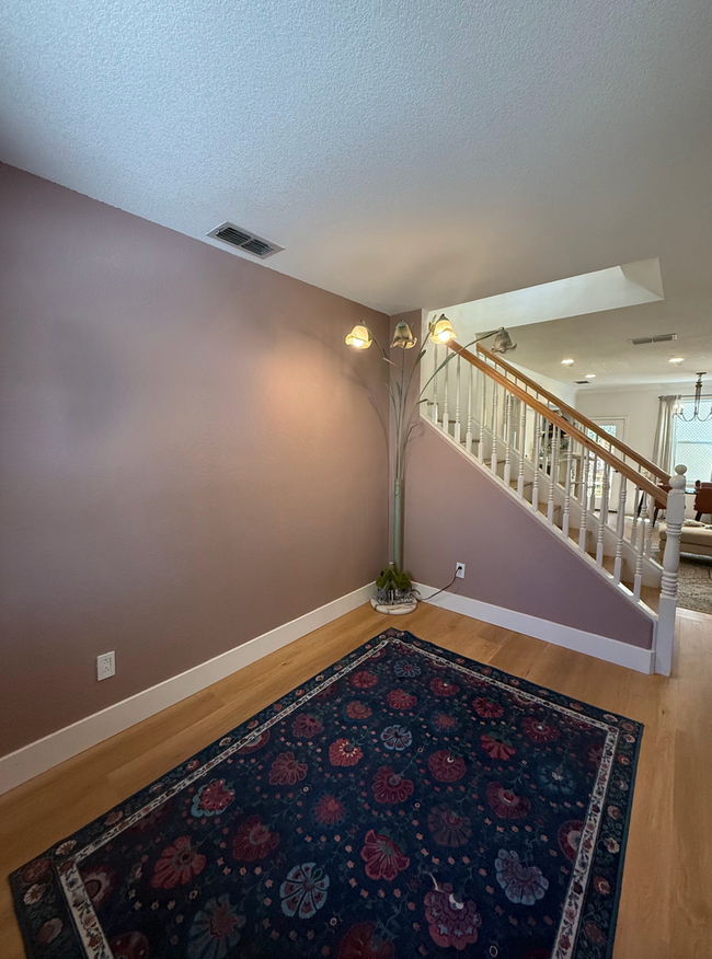 Building Photo - Beautiful Renovated Midtown Home!