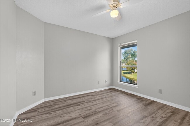 Building Photo - 10200 Belle Rive Blvd