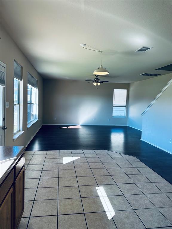 Building Photo - 1328 Kenneys Way