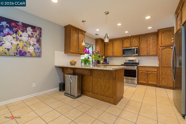 Building Photo - 2904 Canterbury Cir