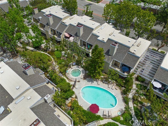 Building Photo - 3660 S Bear St