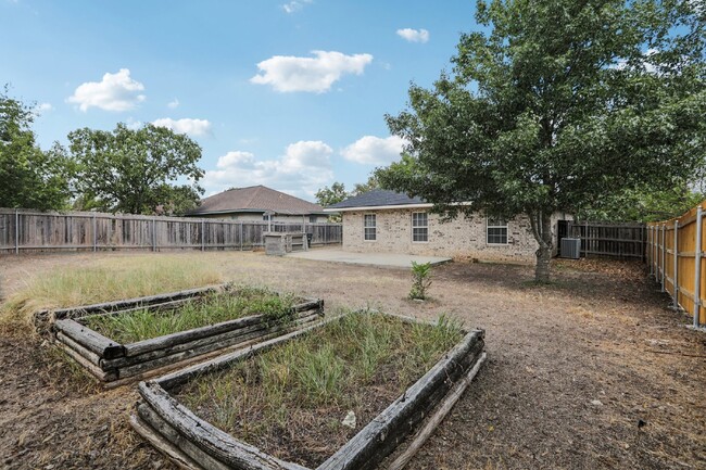 Building Photo - Beautiful Home in Leander