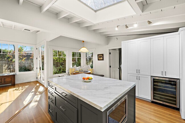 Building Photo - Bluebird Canyon Hidden Gem