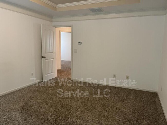 Building Photo - 765 Westmoreland Ln NE