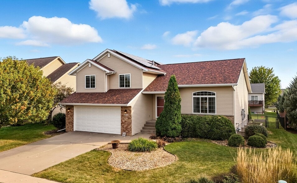 Building Photo - 235 Lockmoor Ave