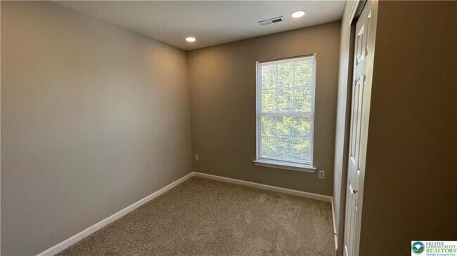 Building Photo - 7836 Red Hawk Ct