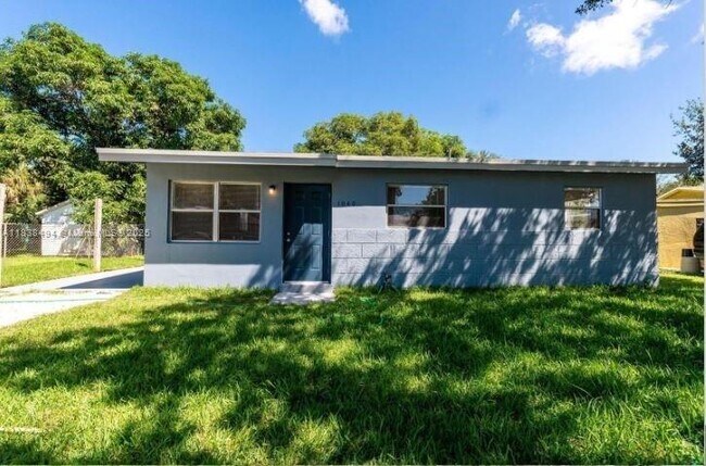 Primary Photo - 1040 NW 23rd Terrace