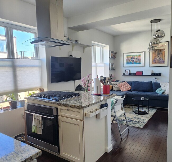 Building Photo - 3504-3513 13th St NW