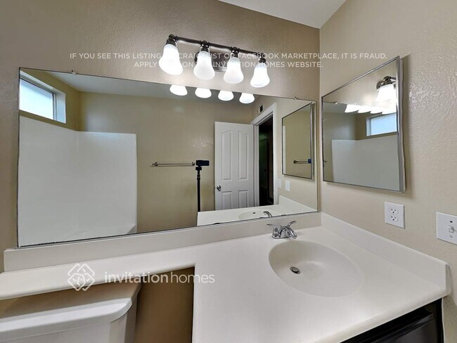 Building Photo - 29365 Crest View Ln