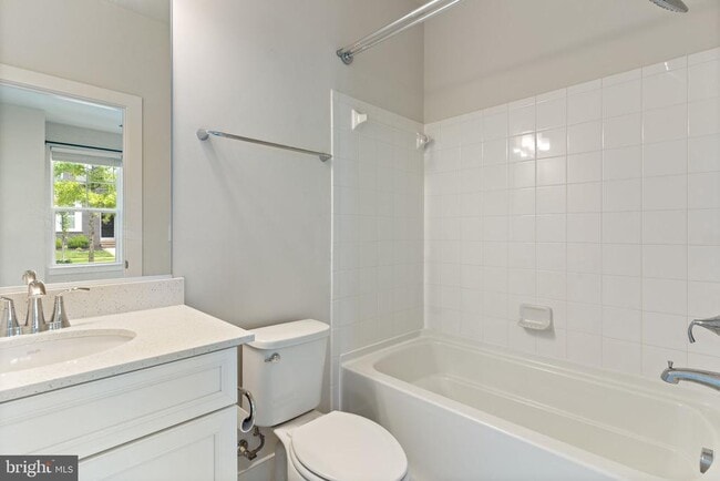 Building Photo - 17713 Longspur Cove Ln
