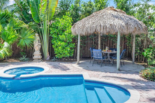 Building Photo - 3316 NE 16th St