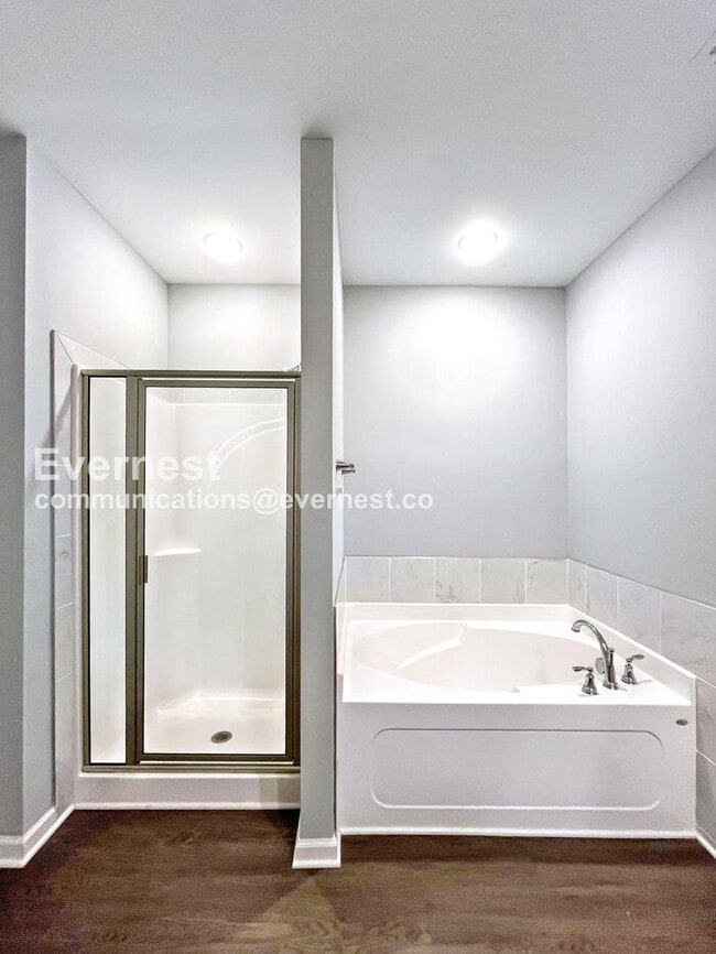 Building Photo - 1413 Pipeline Ave