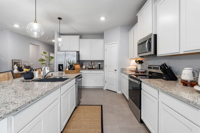 Building Photo - Immaculate 4-Bedroom, 2.5-Bath Home
