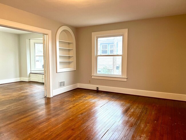 Building Photo - Stately Brick Home on Main Street