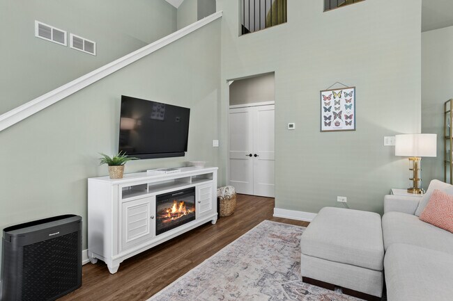 Building Photo - 534 Sudbury Cir