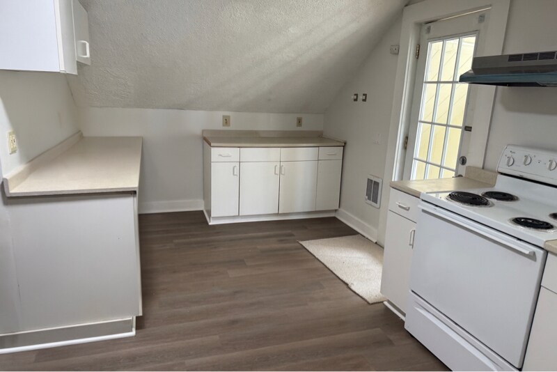 Building Photo - 22 Matteson Ave