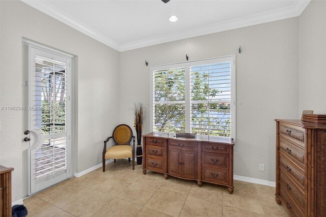 Building Photo - 240 Isle Verde Way