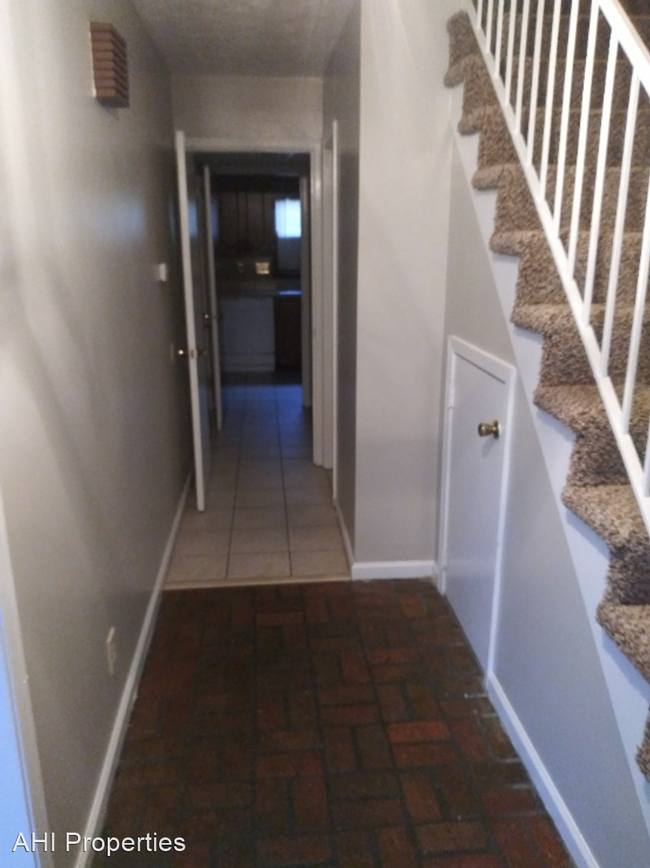 Building Photo - 3 br, 2.5 bath House - 2022 Rexford Road