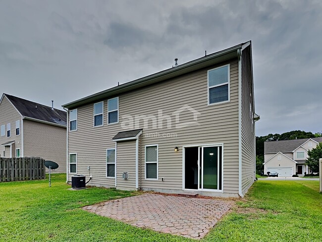 Building Photo - 10604 Shanon Darby Lane