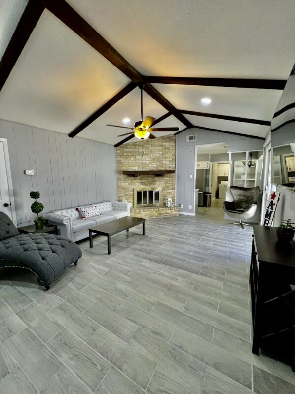 Building Photo - 506 Balboa Dr