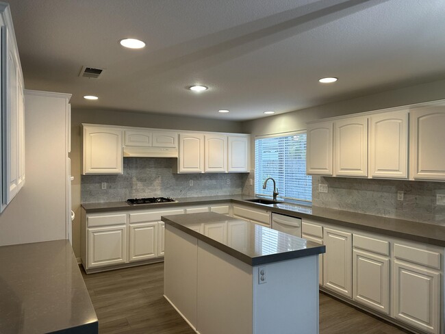 Building Photo - 1167 Innisfree Ct