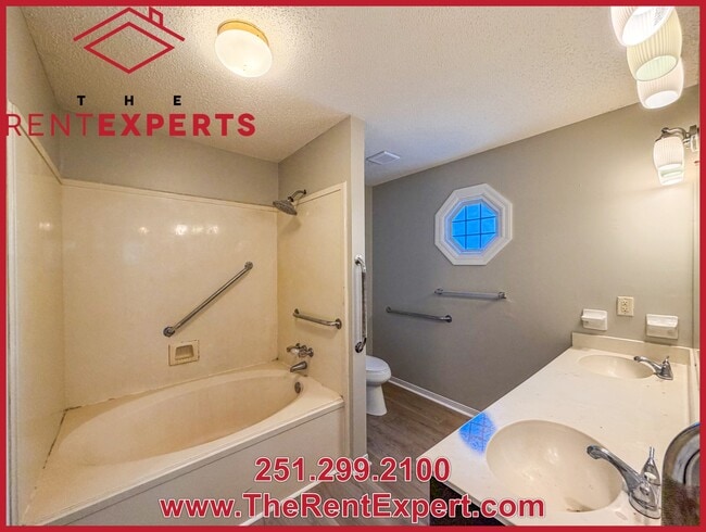 Building Photo - 3204 Wellborne Dr W