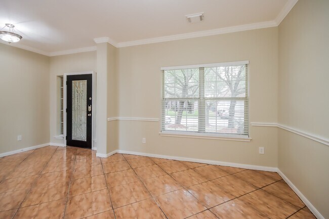 Building Photo - 9410 Mustang Park Ct